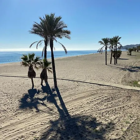 アパート A Stunning 2 Bedroom 5 Min Walk To The Beautiful Beaches Of Vera Playa Playas de Vera