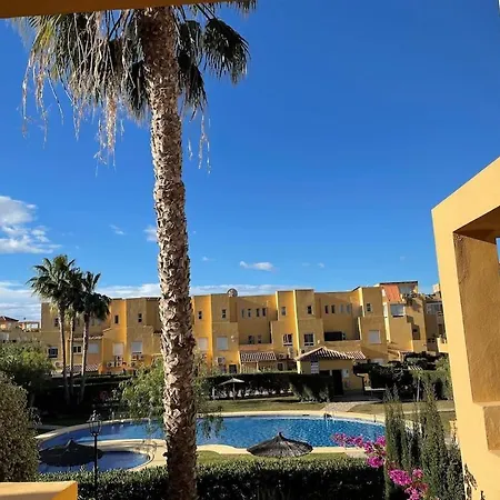 A Stunning 2 Bedroom 5 Min Walk To The Beautiful Beaches Of Vera Playa アパート Playas de Vera